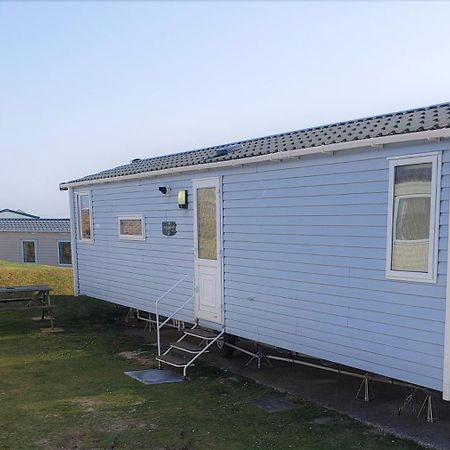 Sea Break, Perran Sands, Perranporth Hotel Exterior photo